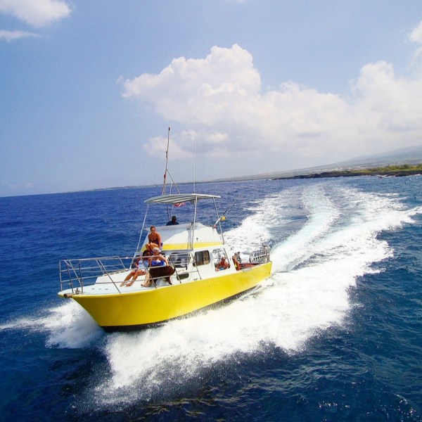 a small boat in a body of water
